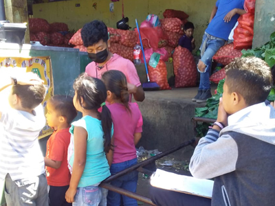 Escuela-móvil-en-la-ciudad-Matagalpa
